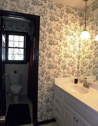 1st Floor Master Suite Bath