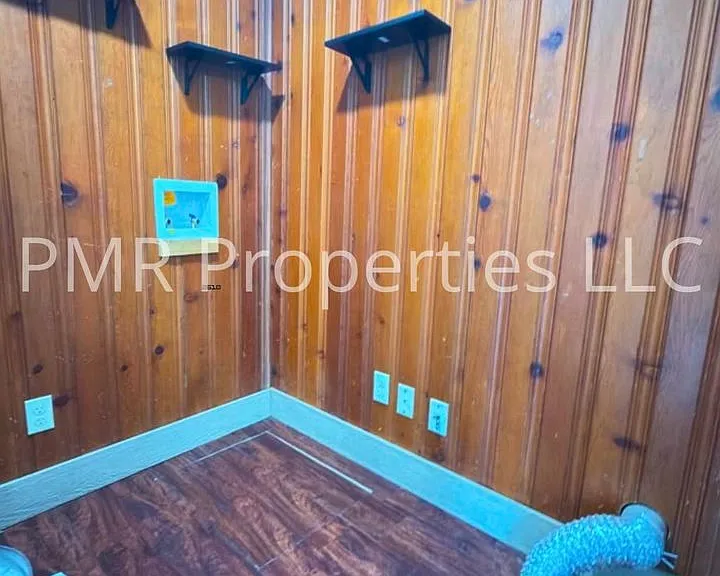 1407 NW Lake Ave — Photo 8
