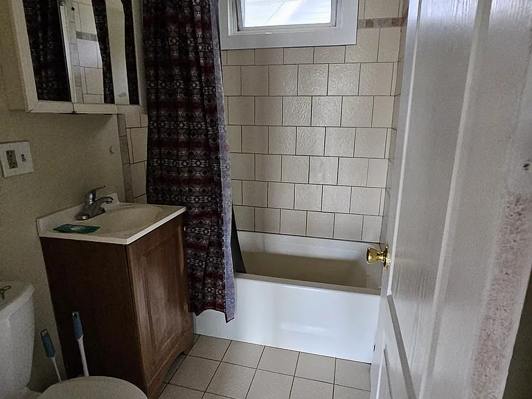 133 Lake St #2 — Photo 5