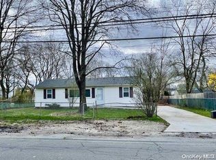 508 Taylor Ave, East Patchogue, NY 11772