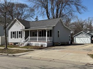 314 E Winnebago St, Appleton, WI 54911
