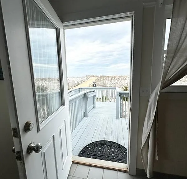 2200 Oceanfront — Photo 13