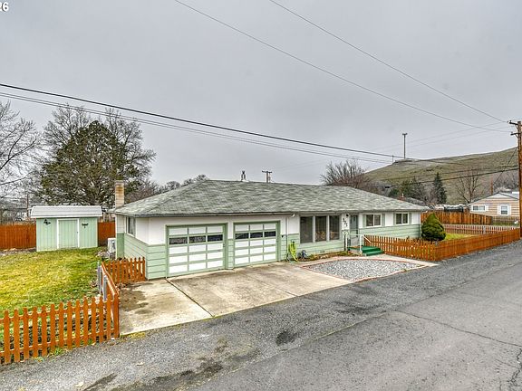 2nd image of 321 NE 42nd St