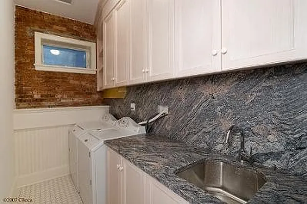 Sold by Corcoran | media 16