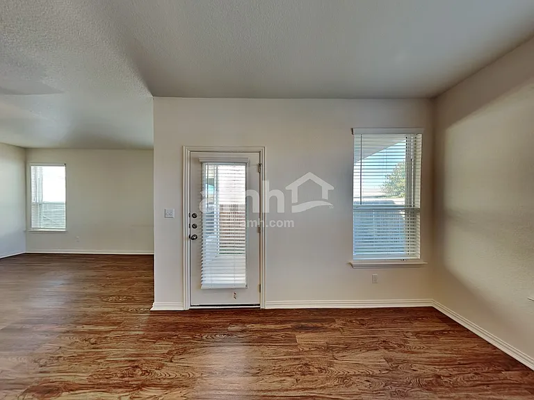 320 Aspen Waters — Photo 3