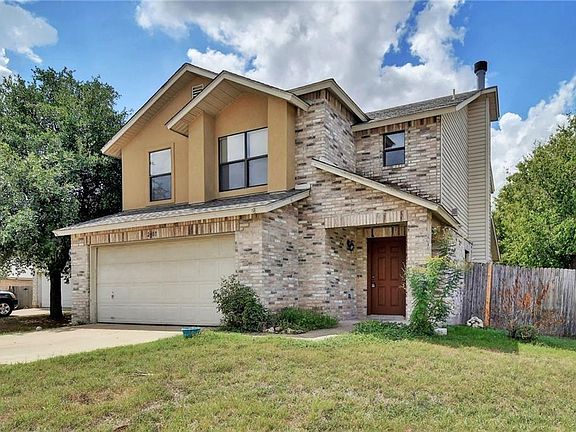 3rd image of 2407 Ayes Ct