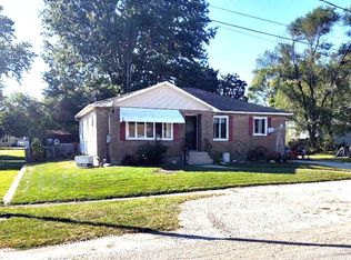 320 S Mary St, Coal City, IL 60416