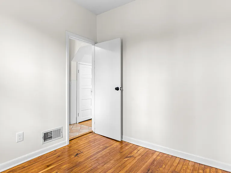 740 Overbrook Rd — Photo 12