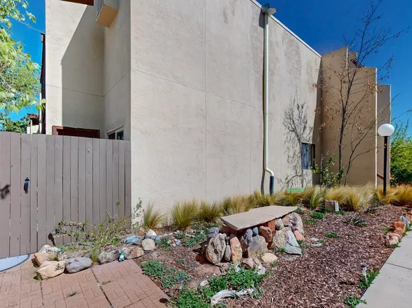149 Calle Ojo Feliz Unit L, Santa Fe, NM 87505