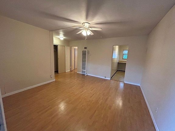 3rd image of 3081 Indianola Ave #E