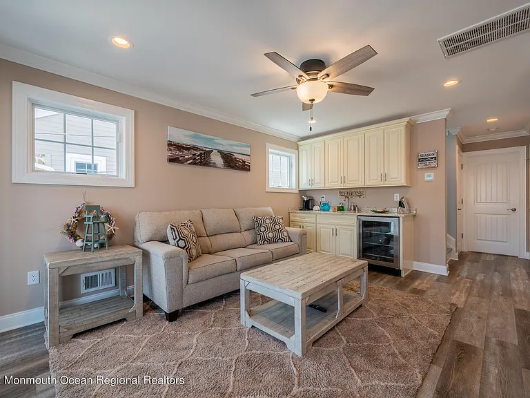 29 Fielder Ave — Photo 18