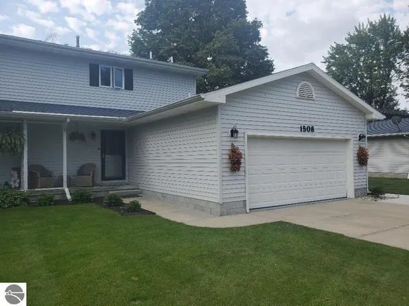 1508 E Gaylord St, Mount Pleasant, MI 48858