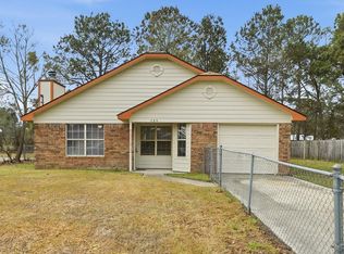 735 Kadi Ln, Hinesville, GA 31313