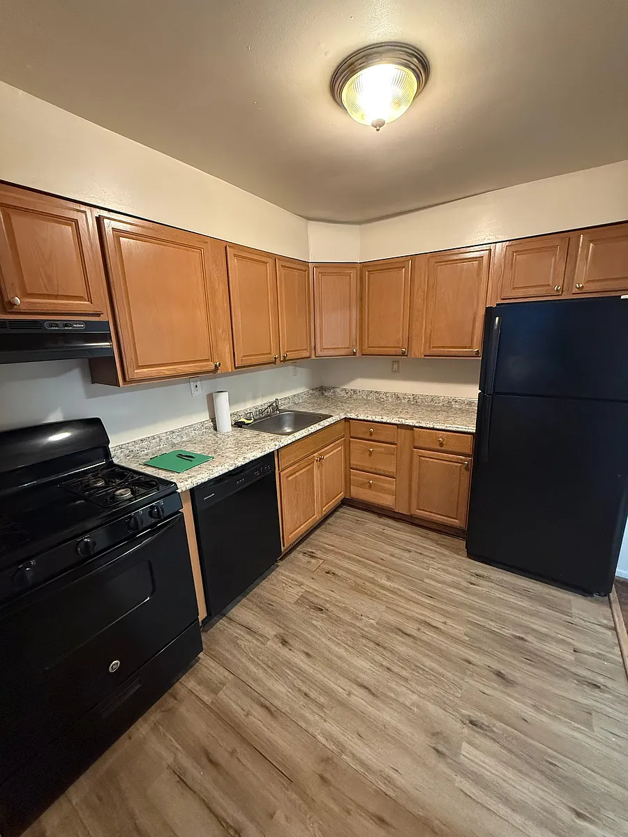 Building Photo - 7301 Calder Dr #2