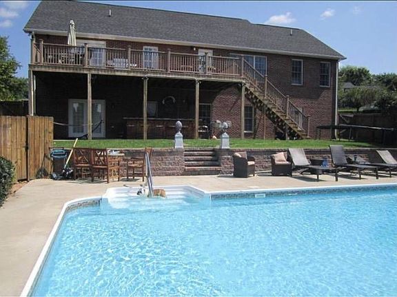 2nd image of 111 Pinehurst Dr