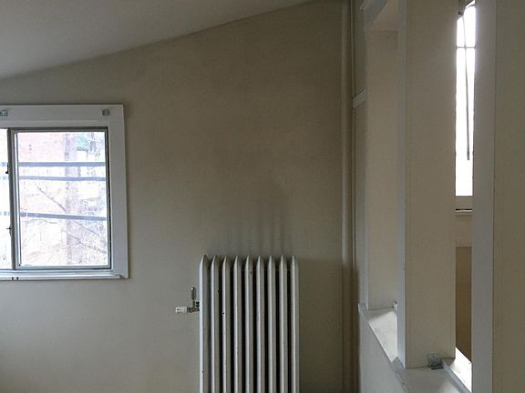 2nd image of 760 E 11th Ave #5