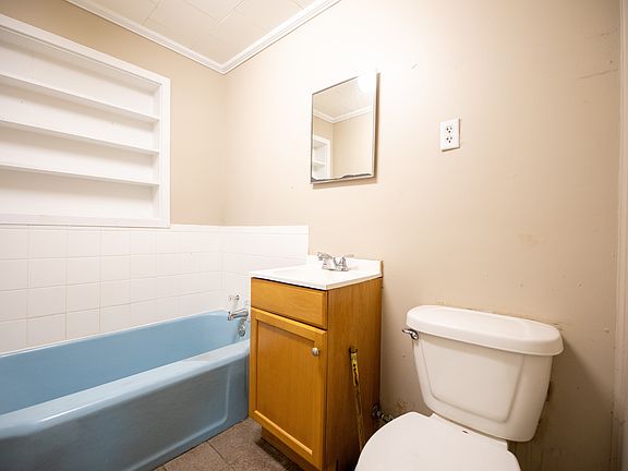 5th image of 311 N Johnson St
