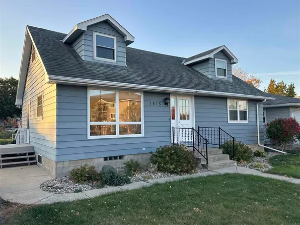 1515 Sunset Ave, New Ulm, MN 56073