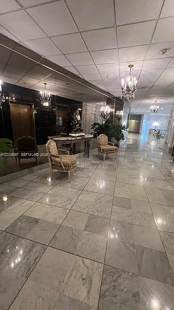 5255 Collins Ave — Photo 4