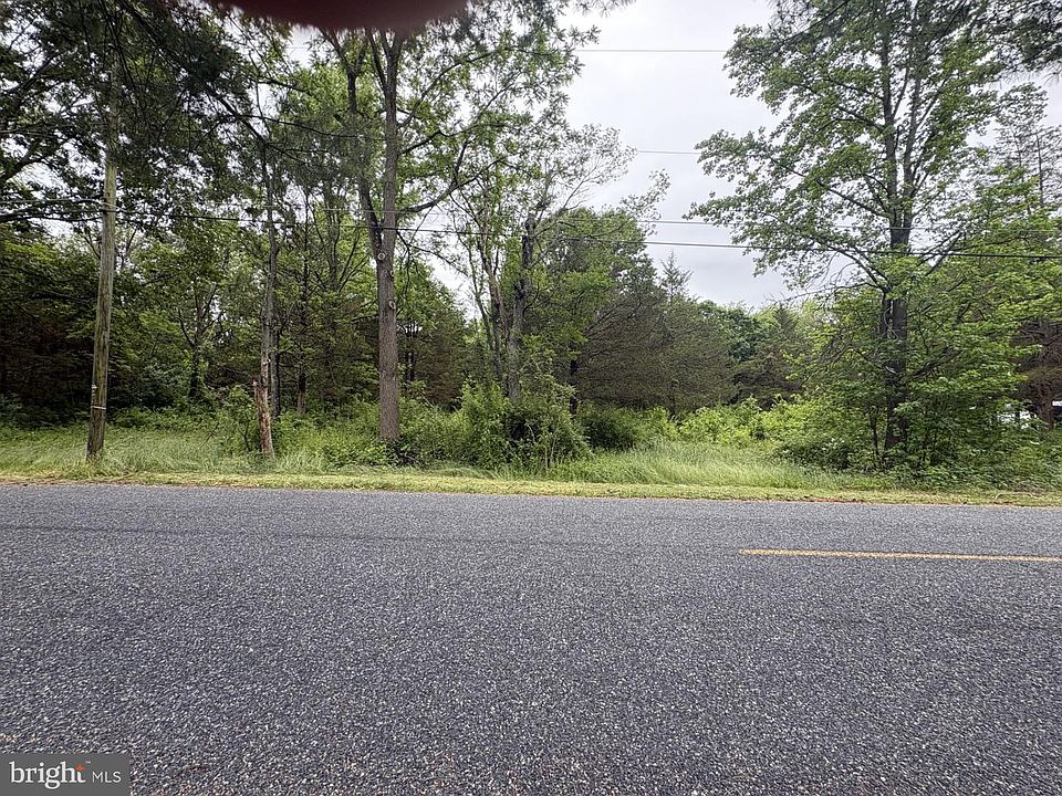 1st image of 445 Three Bridge Rd