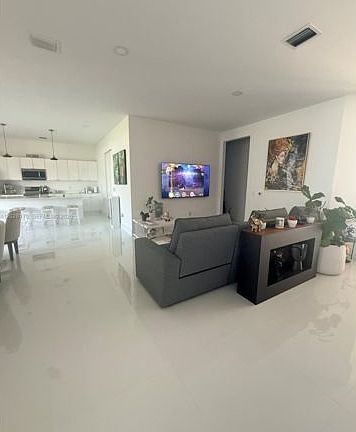 4th image of 15455 SW 232nd St