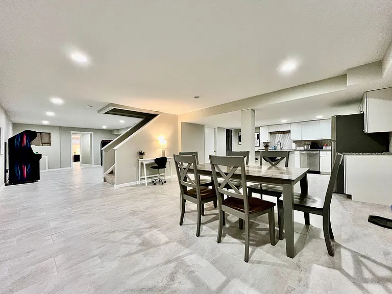7033 Willowood Dr — Photo 49