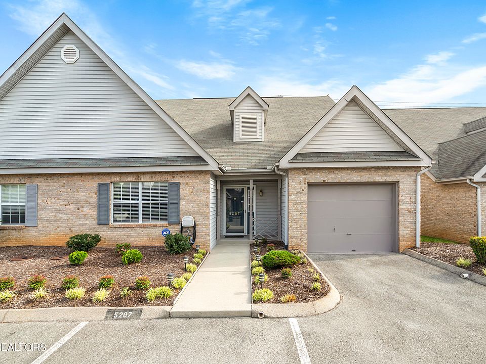1st image of 5207 Pelahatchia Way
