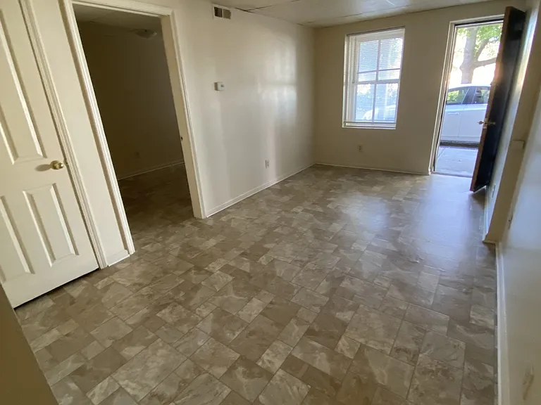 Summit Place Apartments — Photo 22