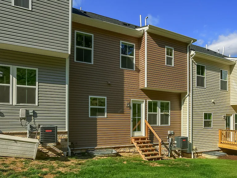 137 Moyer Hill Dr — Photo 38