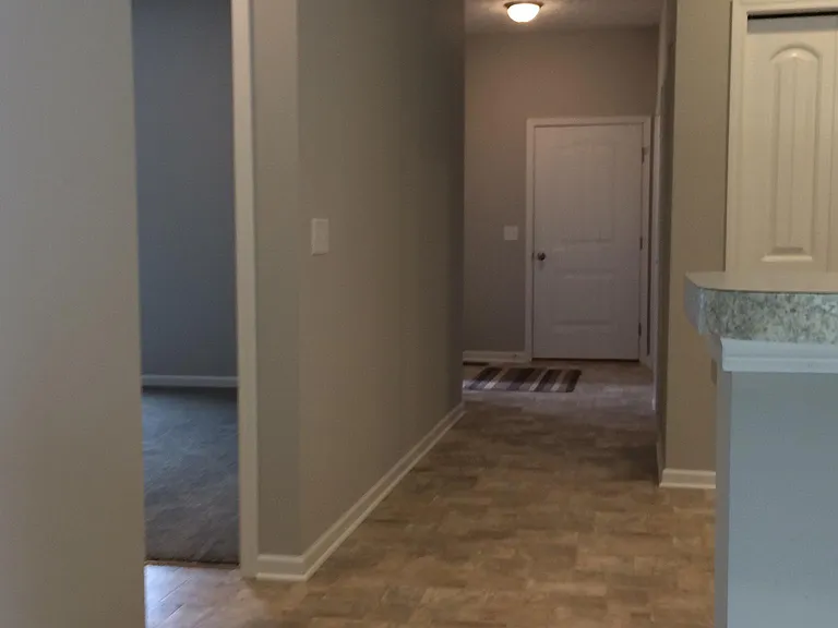 222 Stoney Brook Dr — Photo 3