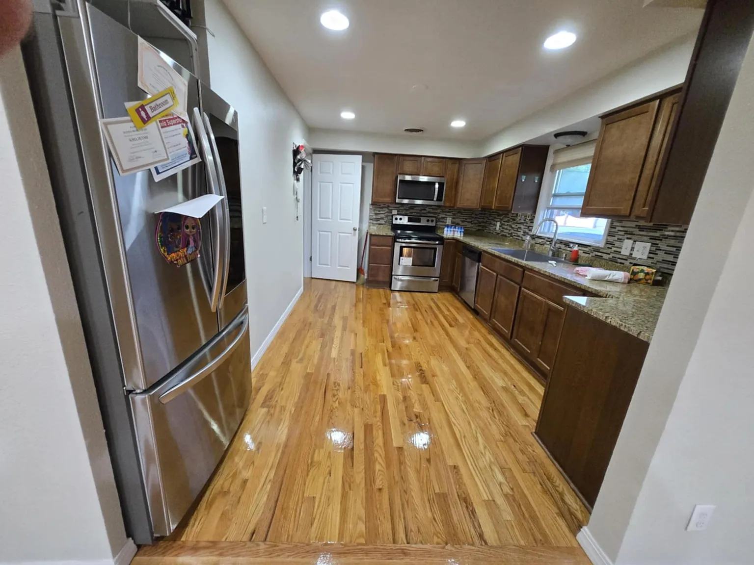 5 bed, 2294 sqft, $2,500 — Photo 1