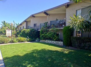 18564 Clark St APT 16, Tarzana, CA 91356