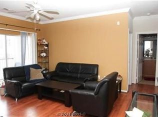 19617 Galway Bay Cir APT 203, Germantown, MD
