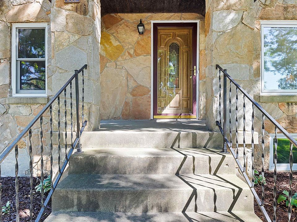 307 E Ash St, Elmwood, IL 61529 Zillow