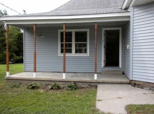 311 E College St, Carbondale, IL 62901