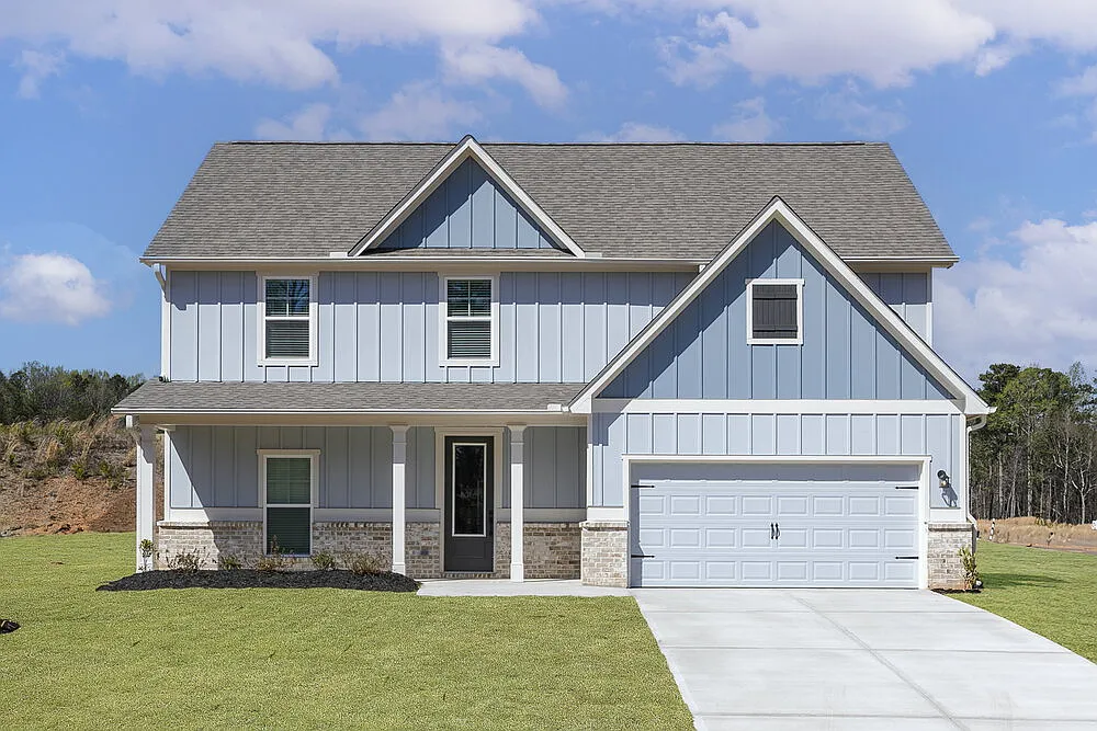 5 bed, 2.5 bath, 2623 sqft, $2,495 — Photo 1