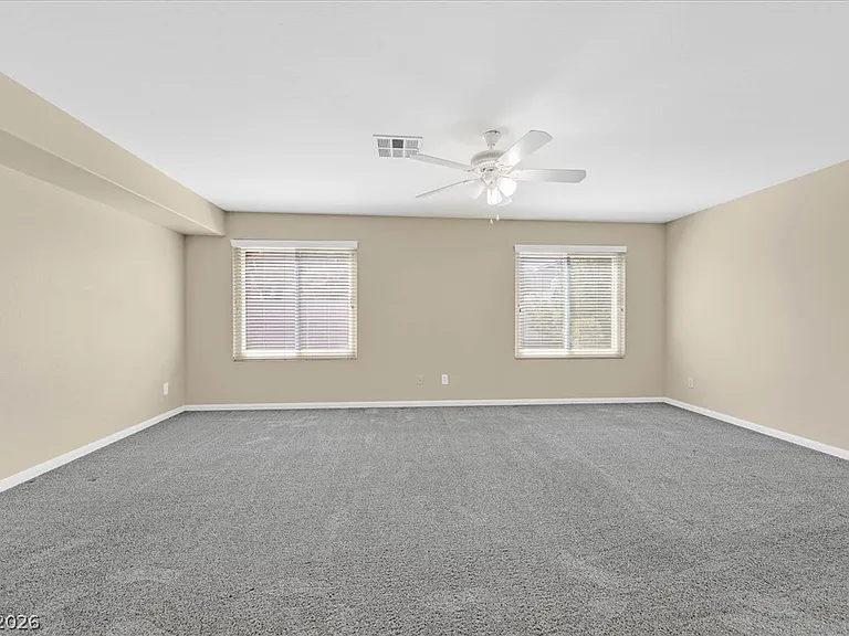 287 Helmsdale Dr — Photo 21