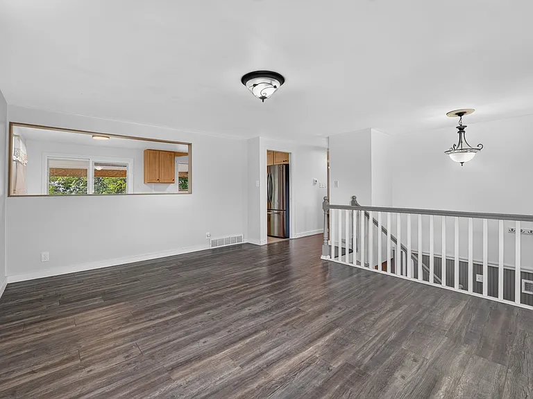 11509 Ogden St — Photo 2