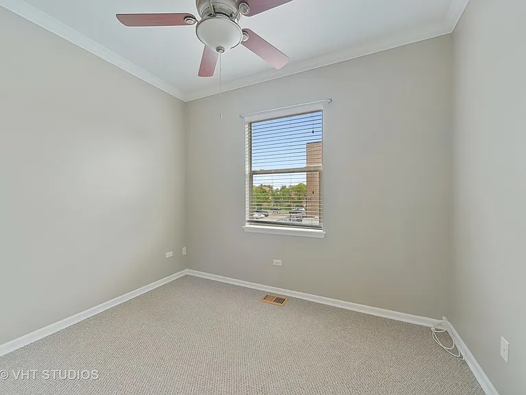 2041 W Warren Blvd #A — Photo 20