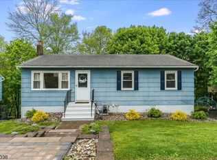 103 Winding Hill Rd, Hopatcong, NJ 07843