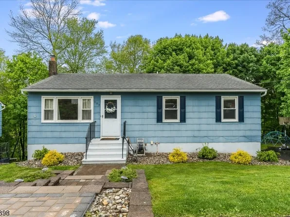 103 Winding Hill Rd, Hopatcong Boro, NJ 07843