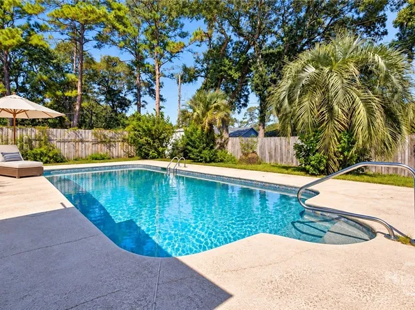 606 Sugarbush Circle, Savannah, GA 31406