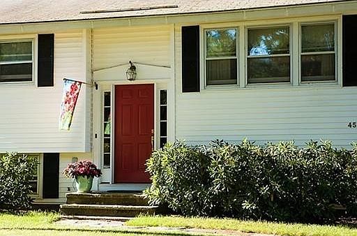 2nd image of 45 Newport Dr