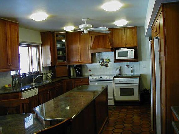4th image of 1111 E VILLAGE CIRCLE Drive #NO.
