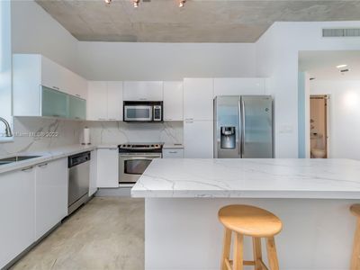 234 NE 3rd St APT 2107, Miami, FL, 33132