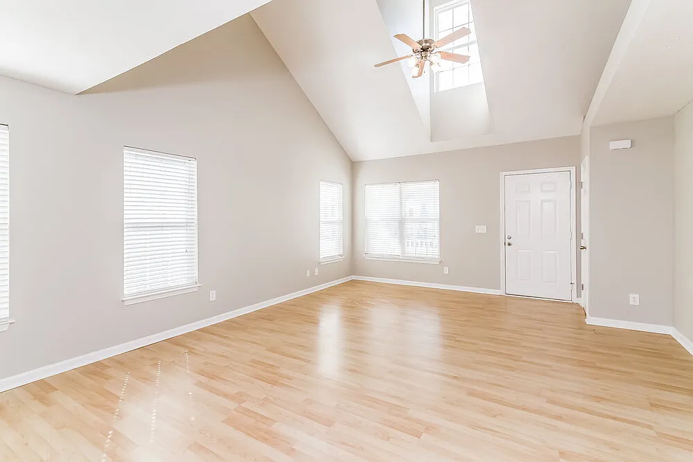Building Photo - 1202 Elisha Ct