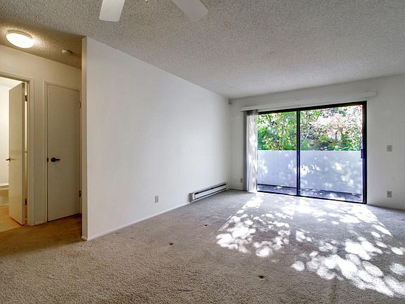 5th image of 1055 N Capitol Ave APT 72