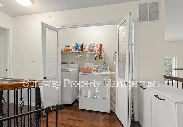 41 Rutgers Ln — Photo 23