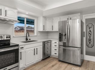 2014 W Saint Anne Pl, Santa Ana, CA 92704