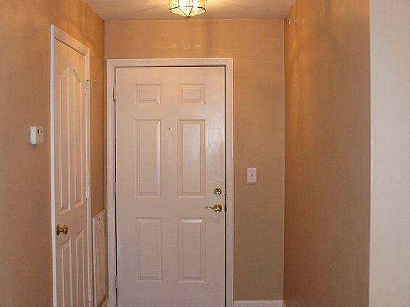 5th image of 10740 Hill Point Ct
